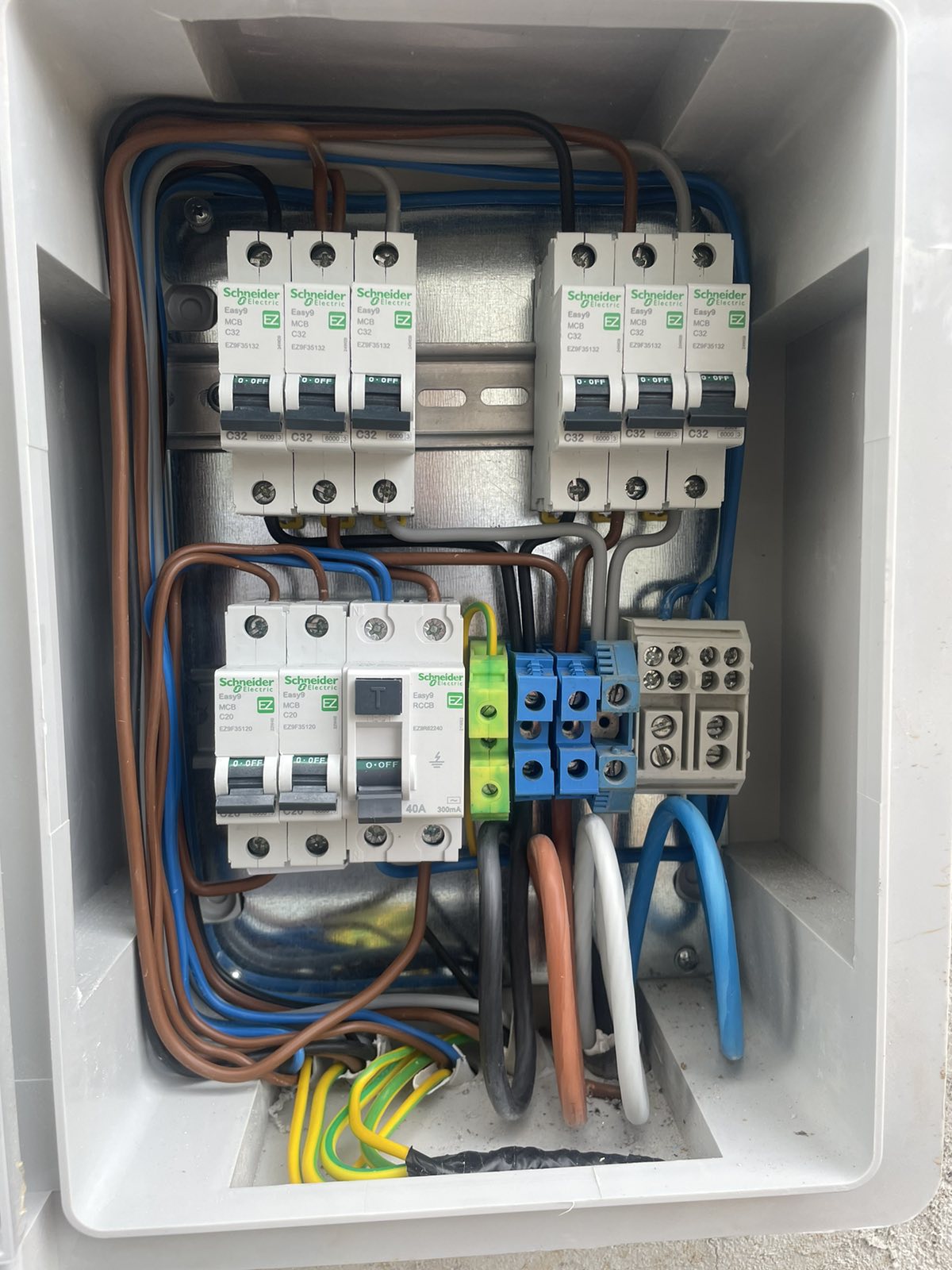 Табла осигурувачи 7